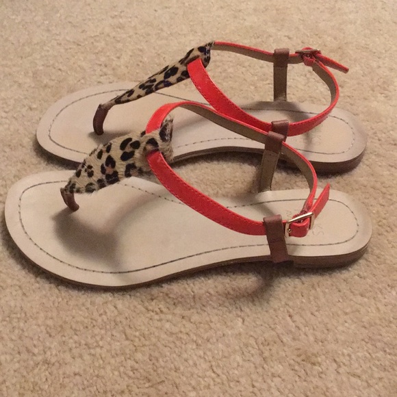 Saks off fifth leopard print sandals - Picture 2 of 4